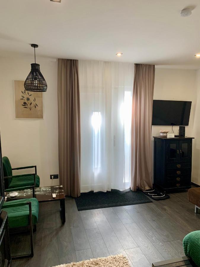 Dimora Apartman Debrecen Exterior foto